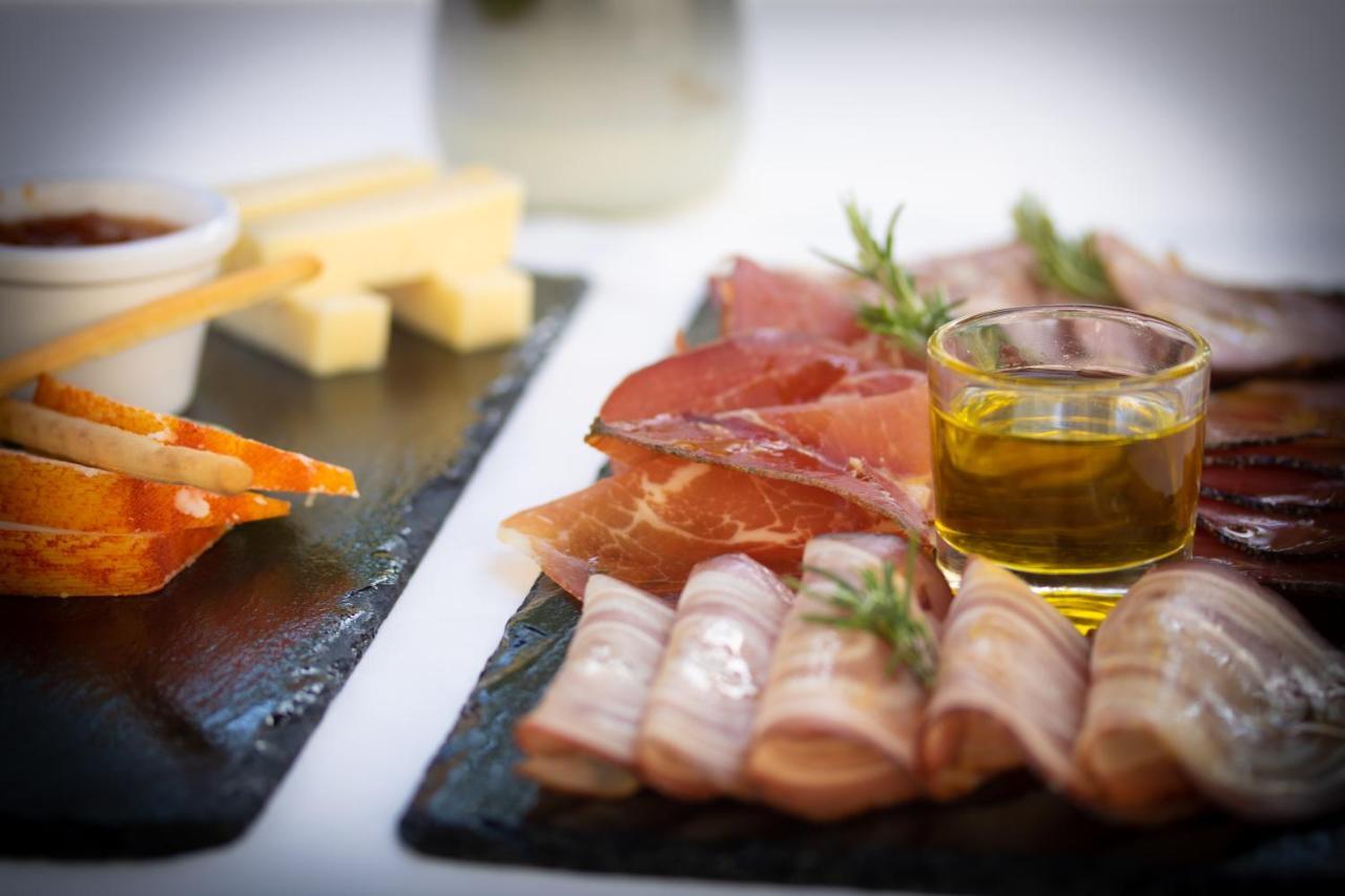 The Vintage House - Douro Hotel Pinhao Exterior photo Charcuterie