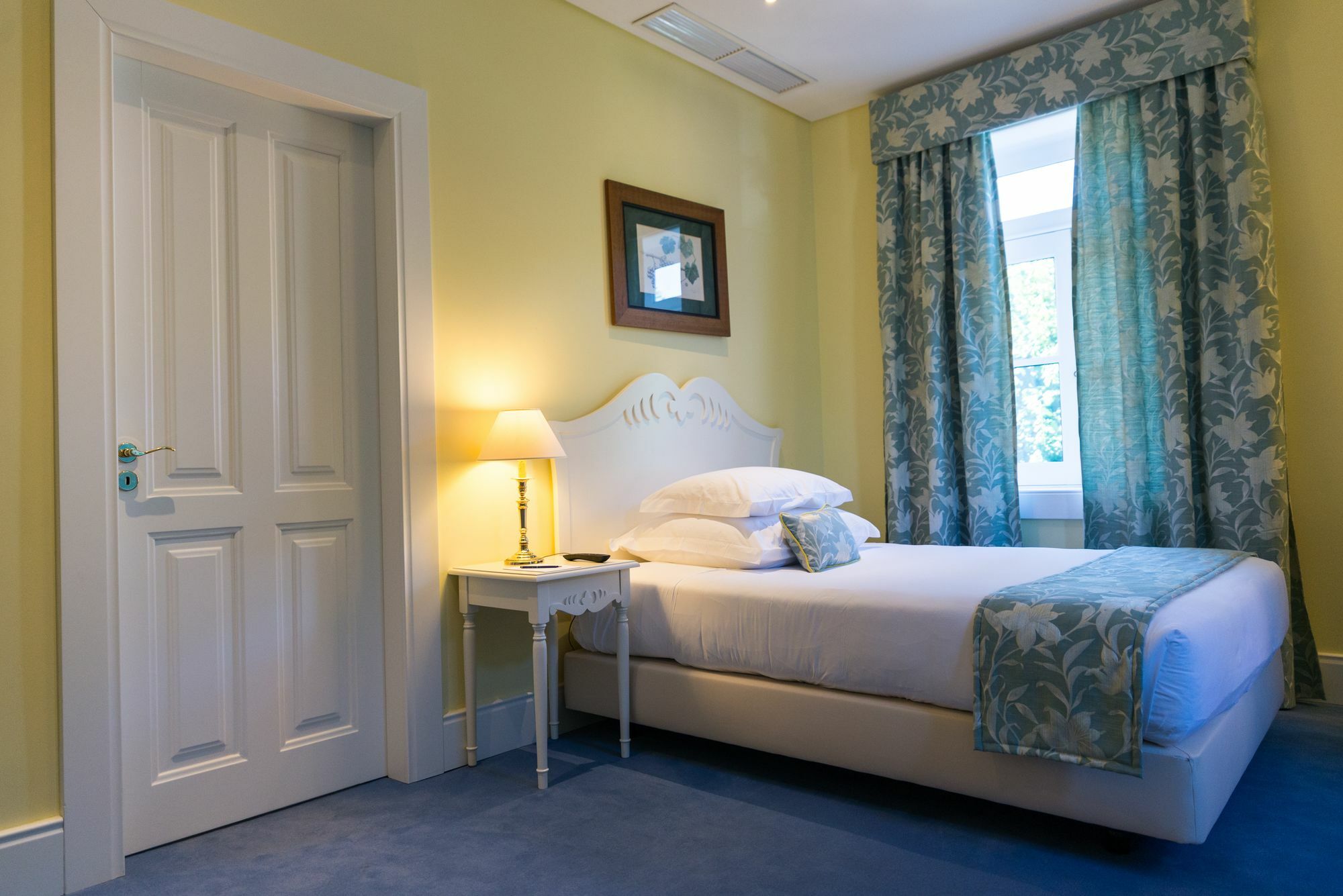 The Vintage House - Douro Hotel Pinhao Exterior photo A bedroom at the hotel
